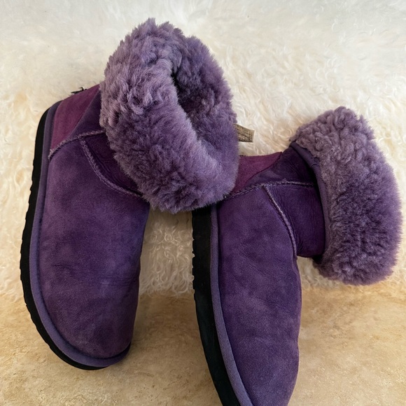 UGG Purple Ankle Boots with Plush Lining - Picture 5 of 6